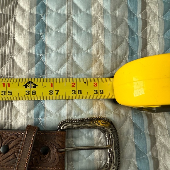 Source Unknown Brown Belt with Silver Buckle - Picture 4 of 5